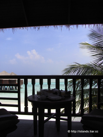 ビーチフロント デラックスルーム（Beach-Front Deluxe Rooms）